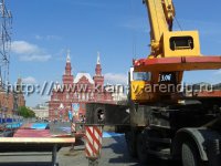 Спецтехника компании СпецСтрой участвовала в подготовки Красной Площади к Дню Победы.